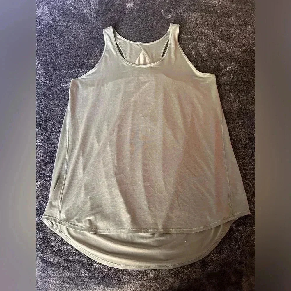 Lululemon Essential Tank